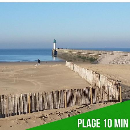 Joli Petit T2 Terrasse Proche Du Phare Appartement Calais Buitenkant foto